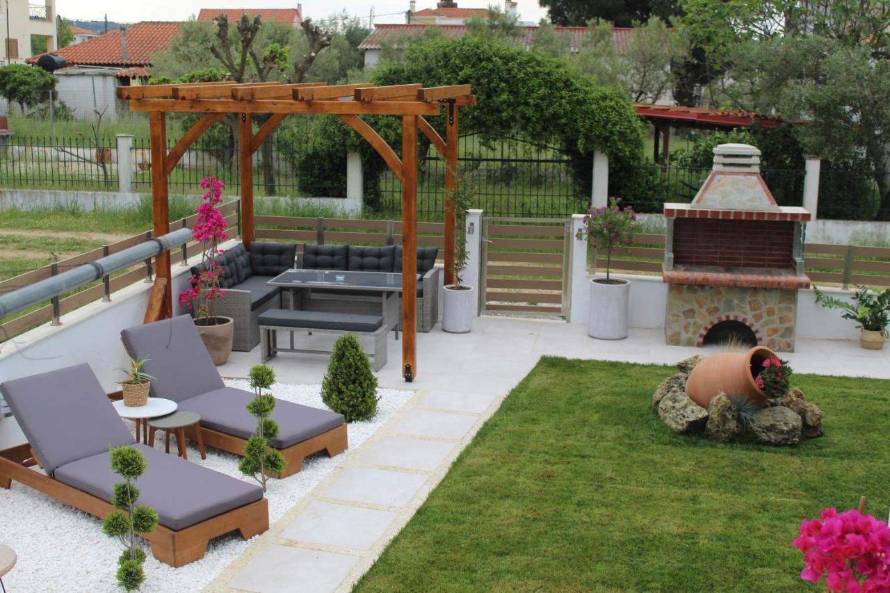 Azure Bliss Suites Nikiti  Esterno foto