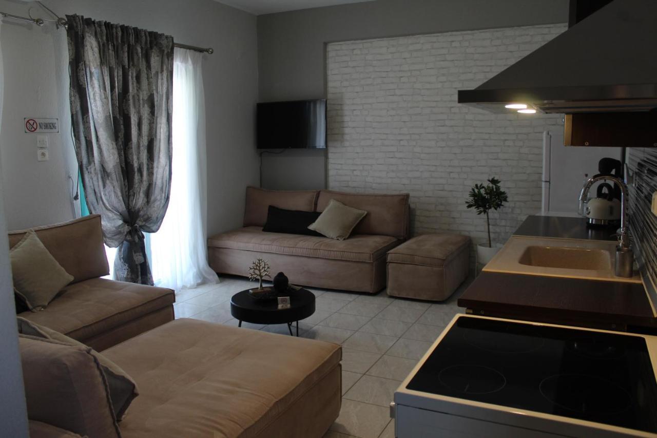 Azure Bliss Suites Nikiti  Esterno foto