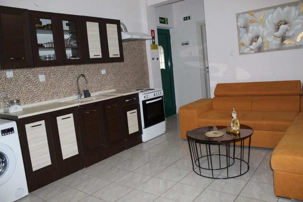 Azure Bliss Suites Nikiti  Esterno foto