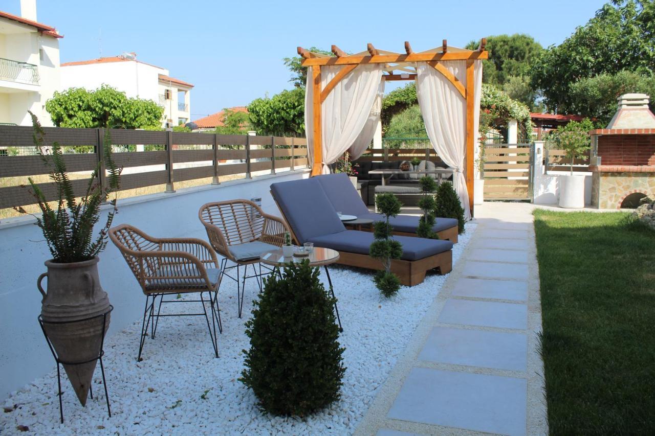 Azure Bliss Suites Nikiti  Esterno foto