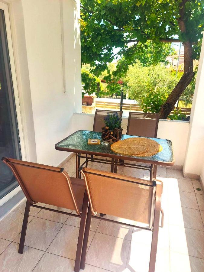 Azure Bliss Suites Nikiti  Esterno foto